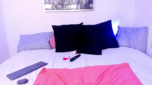 tamhy ferrara online show from February 16, 12:21 pm