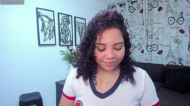 AngelaCoffee online show from March 2, 4:07 am