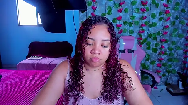 AngelaCoffee online show from April 21, 8:12 pm