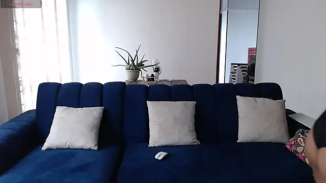 Snapshot of ashely_ryan24 chatting on January 31, 8:54 pm ashely ryan24 online show from January 31, 8:54 pm