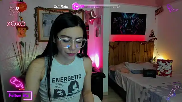 LauGrayJ online show from March 8, 2:45 am