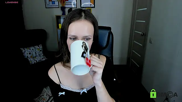 FrancescaCollins online show from October 13, 11:21 am