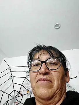 clarita 01 online show from November 6, 12:44 am