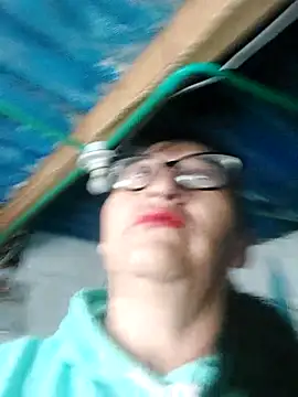 clarita 01 online show from January 13, 12:10 pm