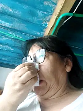 clarita 01 online show from March 12, 1:06 pm