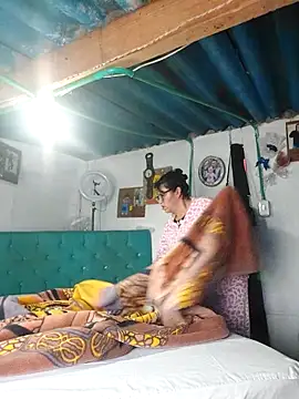 clarita 01 online show from April 18, 11:36 am