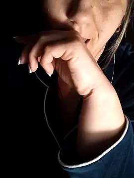 Snapshot of Ant0nina chatting on February 1, 6:40 pm Ant0nina online show from February 1, 6:40 pm