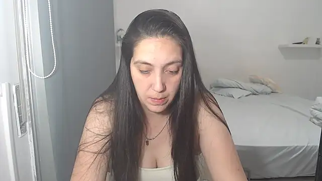 Snapshot of lulitasexy chatting on December 3, 10:40 pm lulitasexy online show from December 3, 10:40 pm