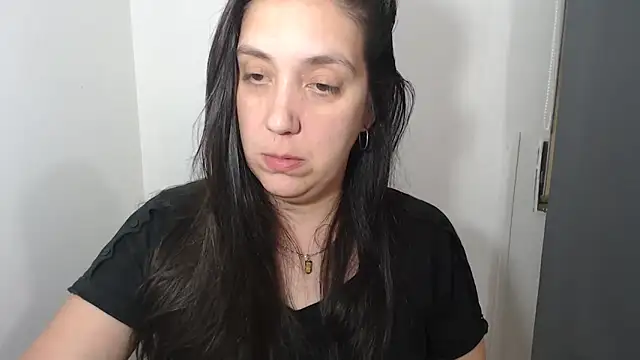 Snapshot of lulitasexy chatting on December 26, 11:35 pm lulitasexy online show from December 26, 11:35 pm