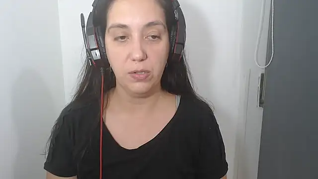 Snapshot of lulitasexy chatting on March 3, 9:59 pm lulitasexy online show from March 3, 9:59 pm