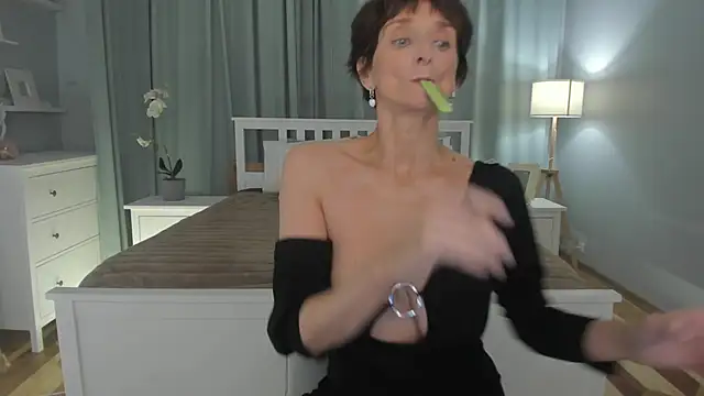 SimonaDeBeauvoir online show from January 11, 12:18 pm