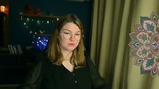 Snapshot of VioletteWay chatting on November 3, 4:41 pm VioletteWay online show from November 3, 4:41 pm