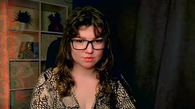 VioletteWay online show from July 5, 3:08 pm