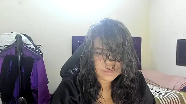 vikyadams online show from March 10, 9:47 am