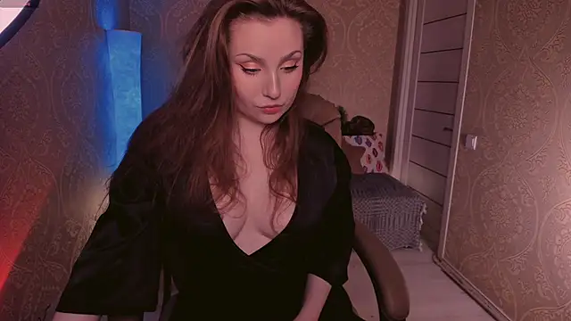 Snapshot of Eesmaaarrr chatting on September 15, 11:16 pm Eesmaaarrr online show from September 15, 11:16 pm