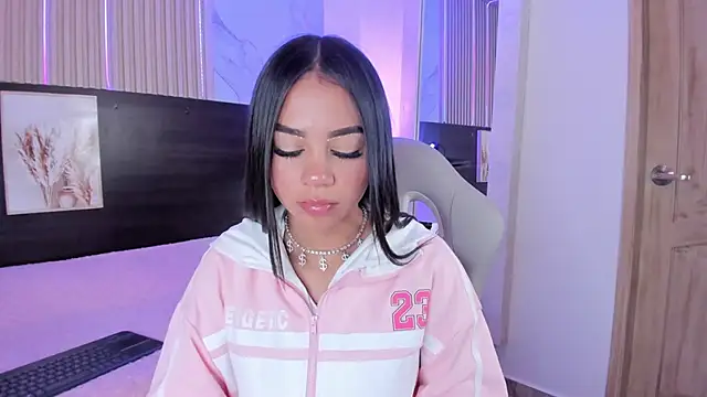 Violet spencer online show from January 18, 6:10 pm