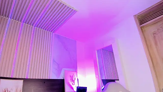 Violet spencer online show from February 20, 11:43 pm