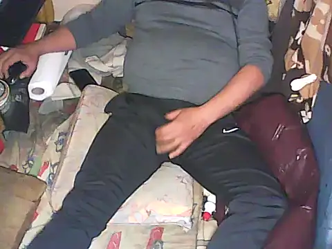 Snapshot of emregalipmetin chatting on November 25, 8:25 am emregalipmetin online show from November 25, 8:25 am