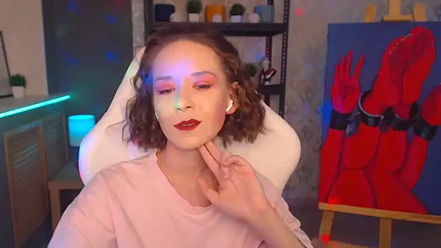 FascinatingEyess online show from December 20, 9:28 pm