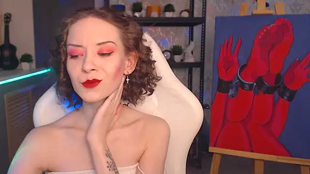 FascinatingEyess online show from December 15, 11:53 pm