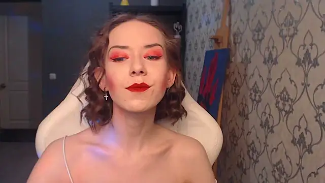 Snapshot of FascinatingEyess chatting on May 21, 8:05 pm FascinatingEyess online show from May 21, 8:05 pm