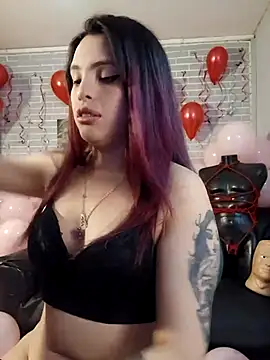 Snapshot of elizatexx chatting on March 19, 10:31 pm elizatexx online show from March 19, 10:31 pm