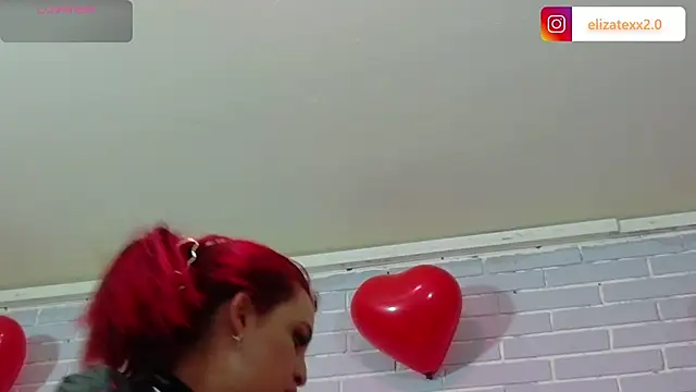 elizatexx online show from April 10, 7:07 pm