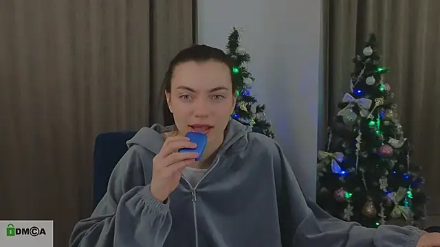 katty  cat online show from December 4, 2:37 pm