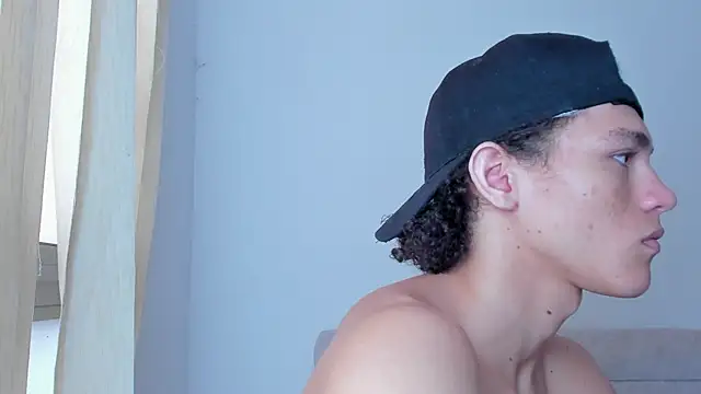 laurent nova online show from January 28, 4:19 pm