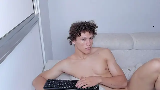 laurent nova online show from February 22, 10:09 pm