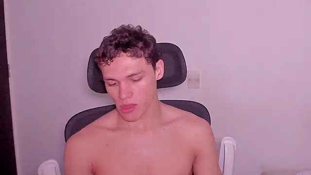 laurent nova online show from March 9, 12:42 pm