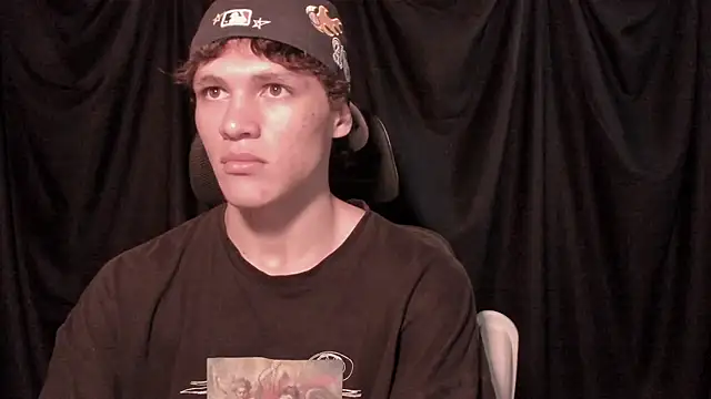 laurent nova online show from July 28, 7:26 pm
