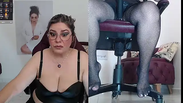 zehra sanem online show from September 12, 10:43 pm