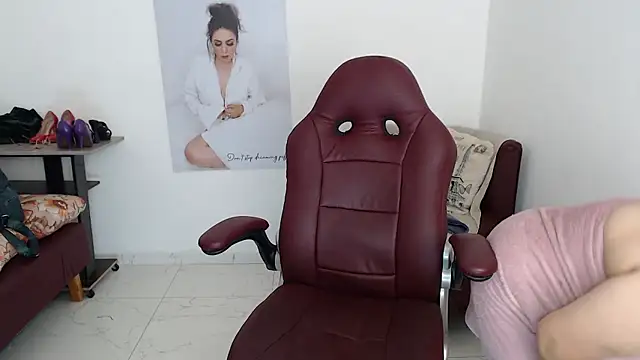 zehra sanem online show from January 8, 8:22 pm