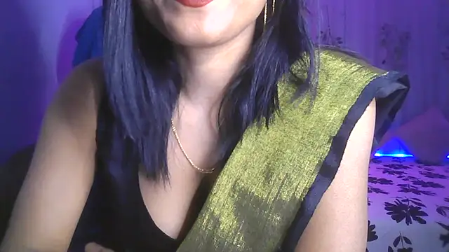 Snapshot of Queenhimanshi chatting on February 20, 5:40 pm Queenhimanshi online show from February 20, 5:40 pm