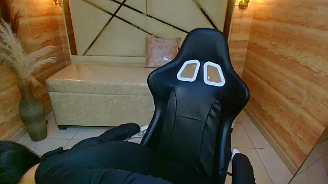 Snapshot of Dakotha_v_ chatting on November 28, 3:20 am Dakotha v online show from November 28, 3:20 am