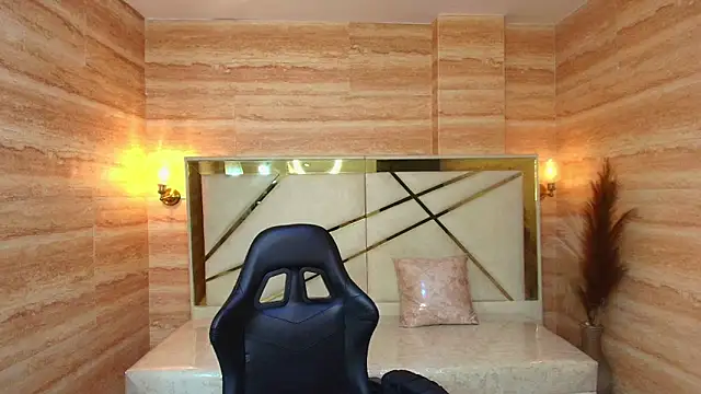 Dakotha v  online show from February 5, 3:22 am