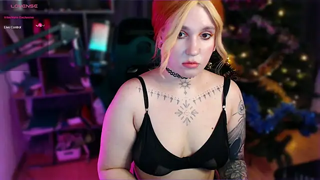 The Full Red Moon online show from December 11, 3:05 pm