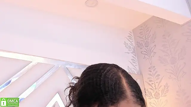 Snapshot of belacampbell chatting on January 6, 1:42 am belacampbell online show from January 6, 1:42 am