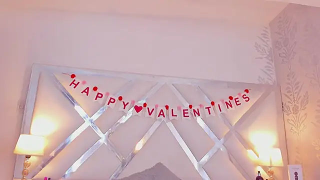 Snapshot of belacampbell chatting on February 12, 10:59 pm belacampbell online show from February 12, 10:59 pm