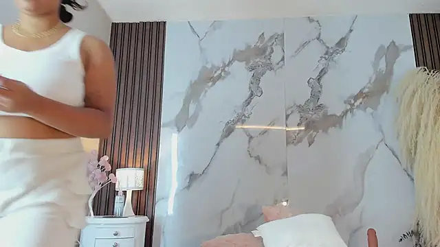 Snapshot of belacampbell chatting on March 19, 2:16 am belacampbell online show from March 19, 2:16 am