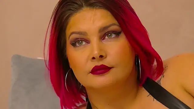 RissaRheys online show from December 2, 8:44 pm