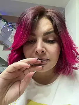 RissaRheys online show from December 18, 4:42 am