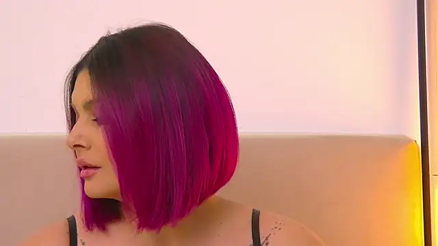 RissaRheys online show from January 25, 9:35 pm