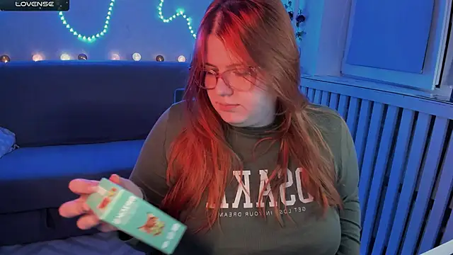 Melissa Purr online show from November 22, 7:02 pm