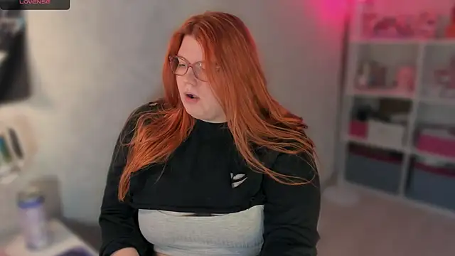 Melissa Purr online show from February 18, 11:50 am