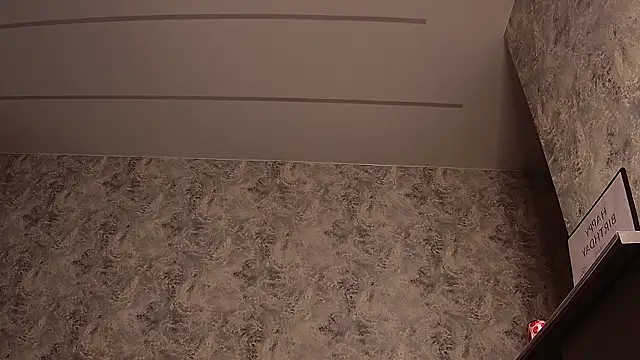 eelizabeth online show from March 16, 5:44 am