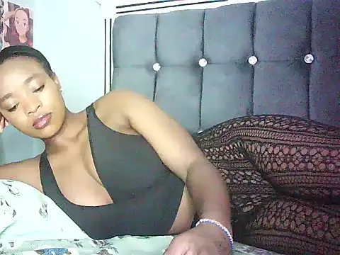 Cryaluna online show from May 23, 7:35 am