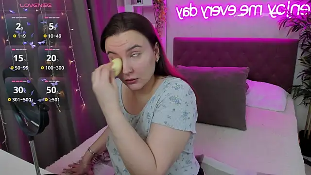 FeralPeach online show from February 2, 6:04 am