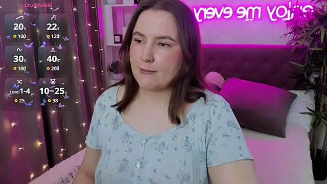 FeralPeach online show from March 27, 5:57 am